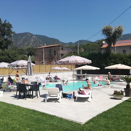 Agriturismo La Palazza Сала-Консіліна Екстер'єр фото