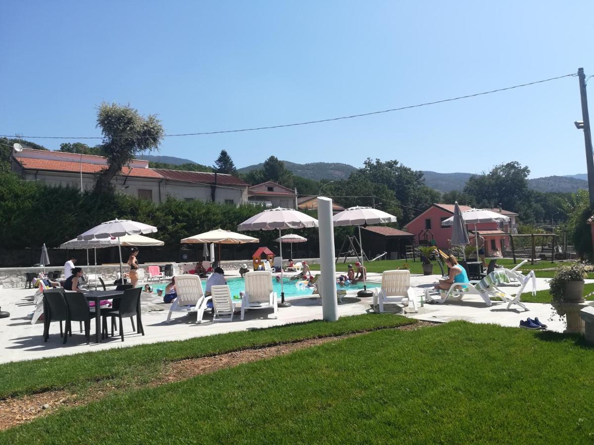 Agriturismo La Palazza Сала-Консіліна Екстер'єр фото