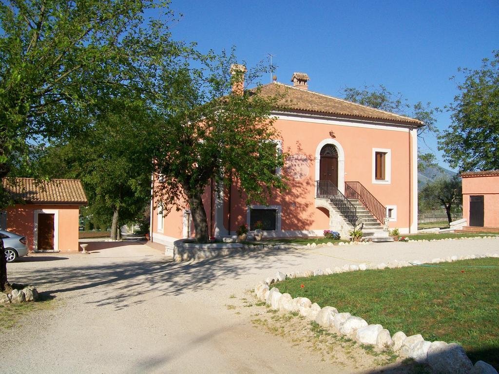 Agriturismo La Palazza Сала-Консіліна Екстер'єр фото