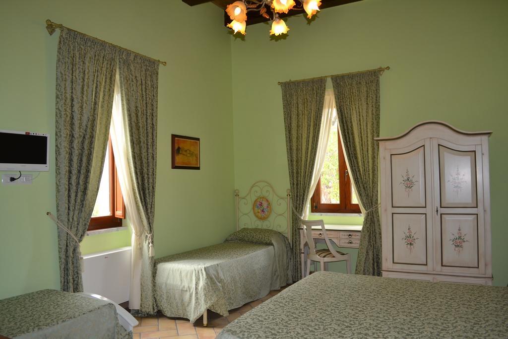Agriturismo La Palazza Сала-Консіліна Екстер'єр фото