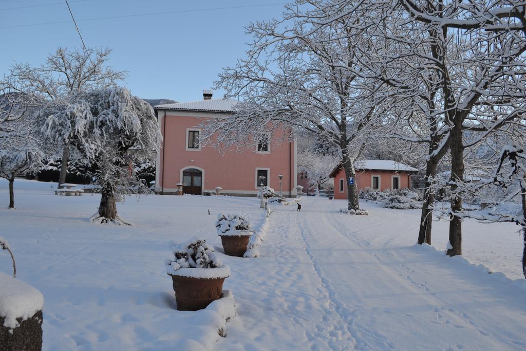 Agriturismo La Palazza Сала-Консіліна Екстер'єр фото